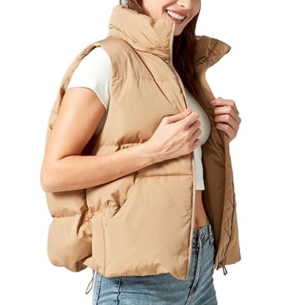 Purepear Tan Puffer Vest. Sz S.